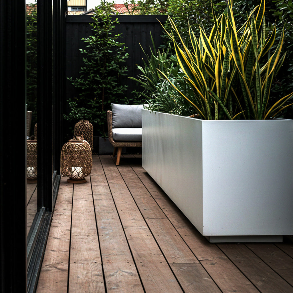 7 Design Ideas Using Narrow Planters