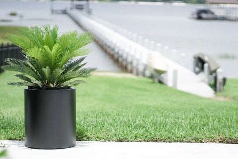 Guide to Filling Large Planters: Best Practices, Drainage, and Maintenance 1 Proper drainage in large planters
